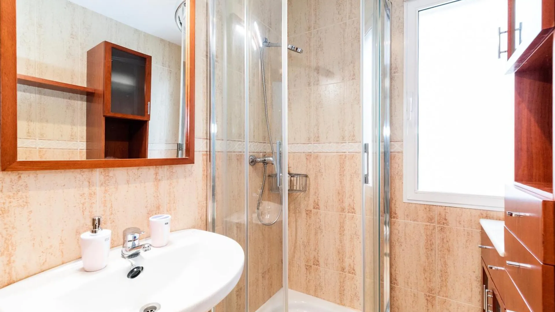 Wekey Homes Realejo, Centro グラナダ 0*,  スペイン